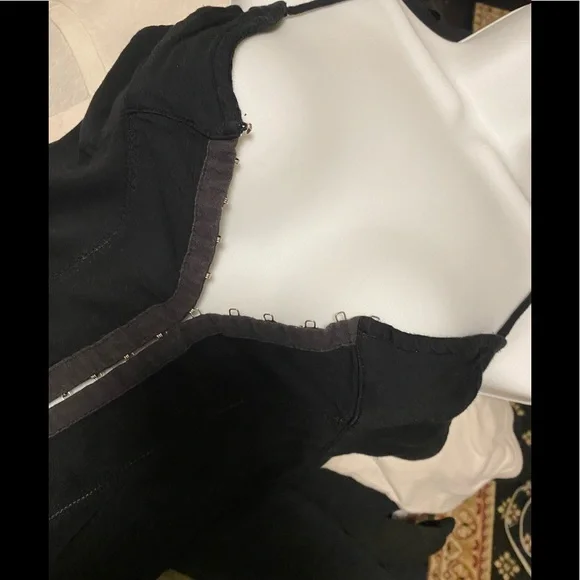 💚3/20$5/25💚Silence + Noise Black hook/eye clasp front - Picture 12 of 16